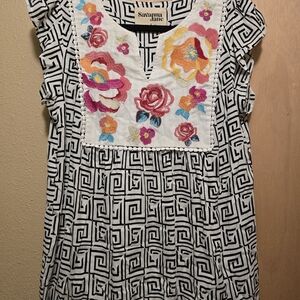 New Fall Items!Savanna Jane Geometric Black and White Top with Floral Embroidery